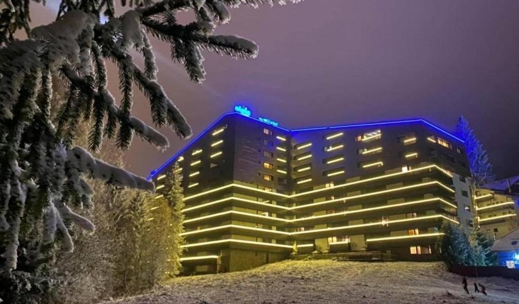 Alpin Resort Apartments Deluxe 2406 Poiana Brasov Luaran gambar